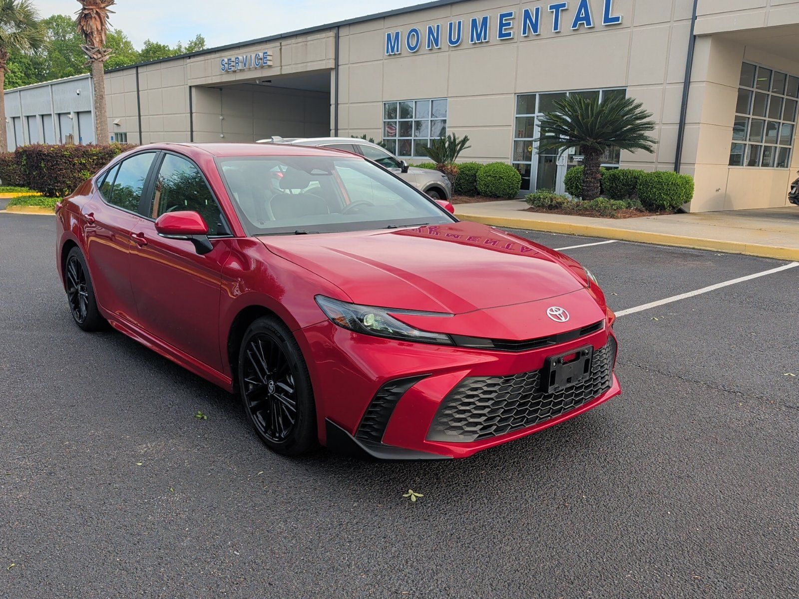 2025 TOYOTA CAMRY SE - 1