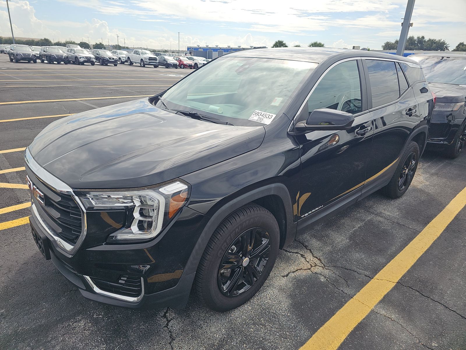 2024 GMC TERRAIN SLE - 1