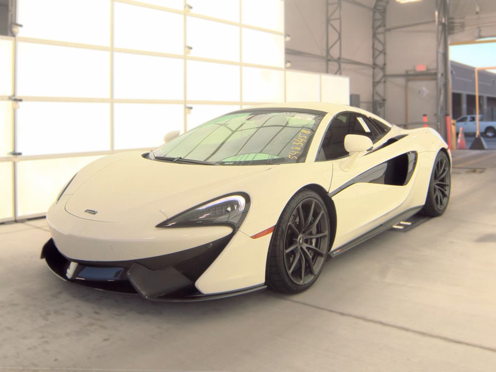 2019 MCLAREN 570 S - 1