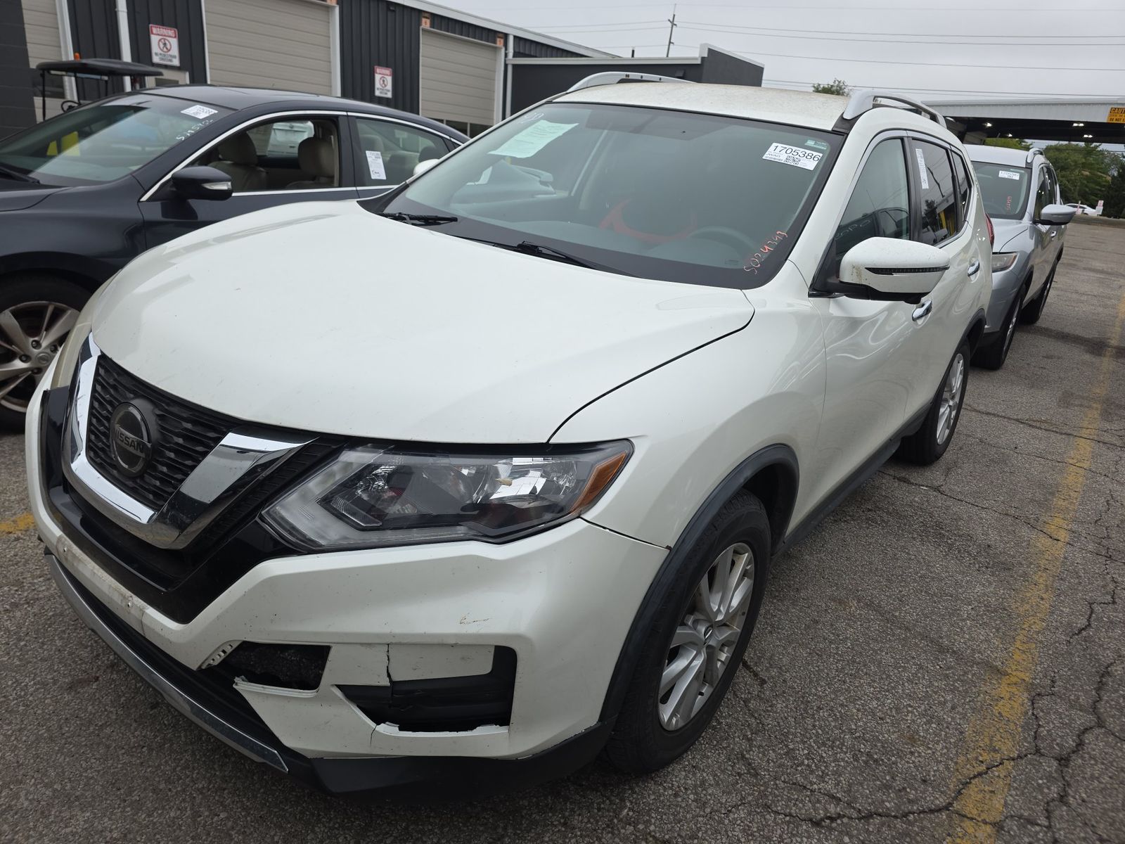 2018 NISSAN ROGUE SV - 1