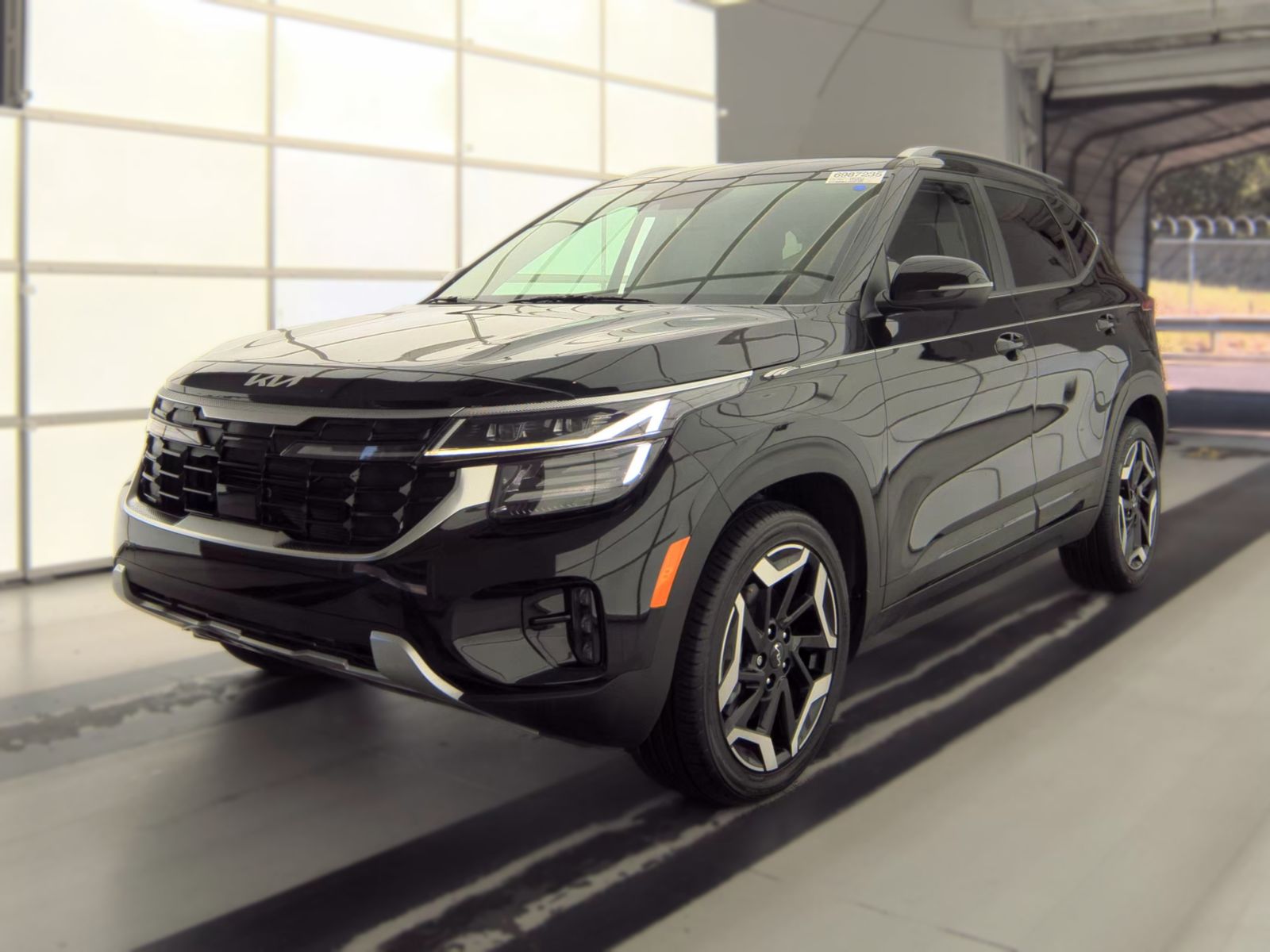 2025 KIA SELTOS SX - 1
