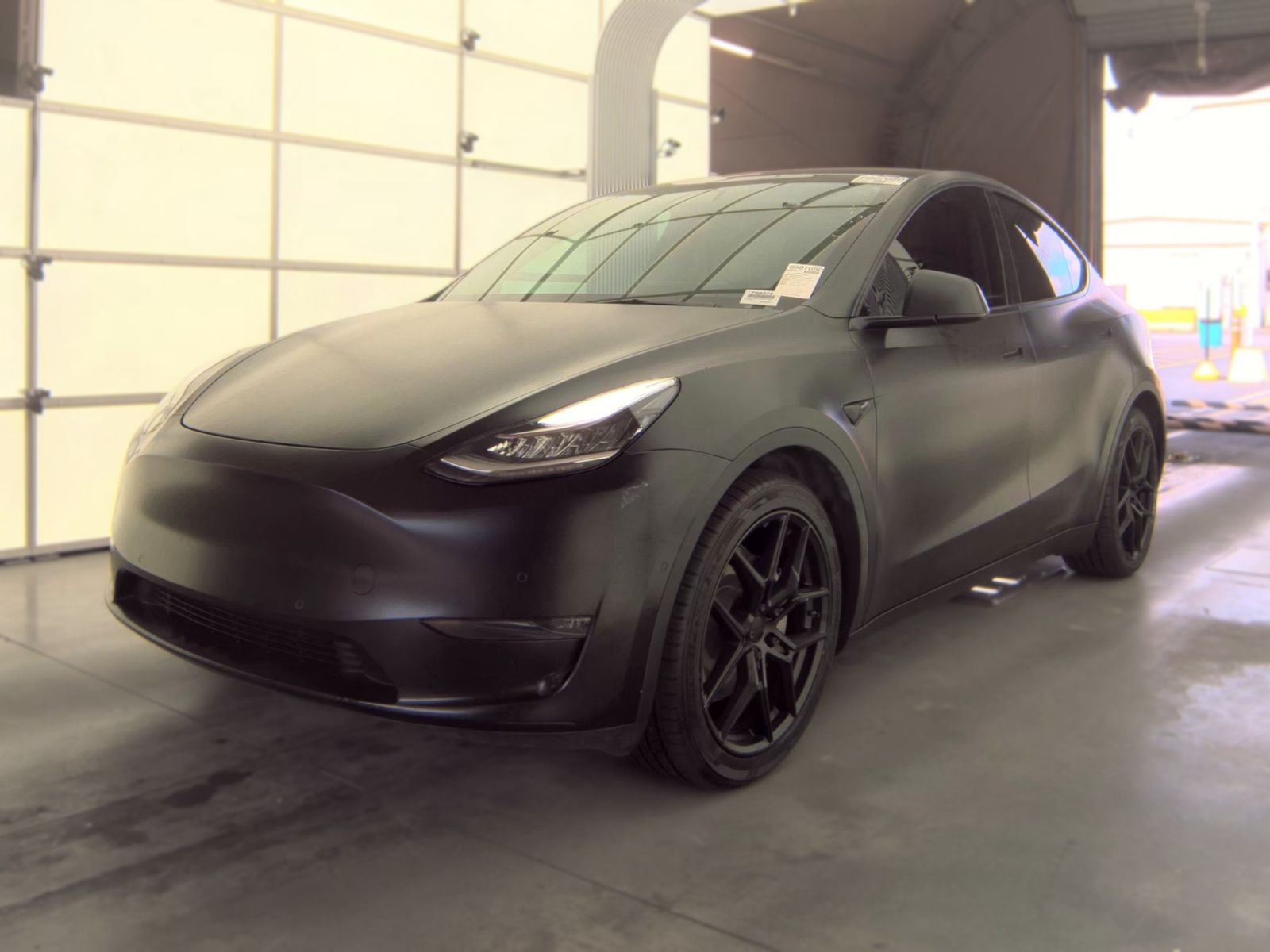 2022 TESLA MODEL Y LONG Range - 1