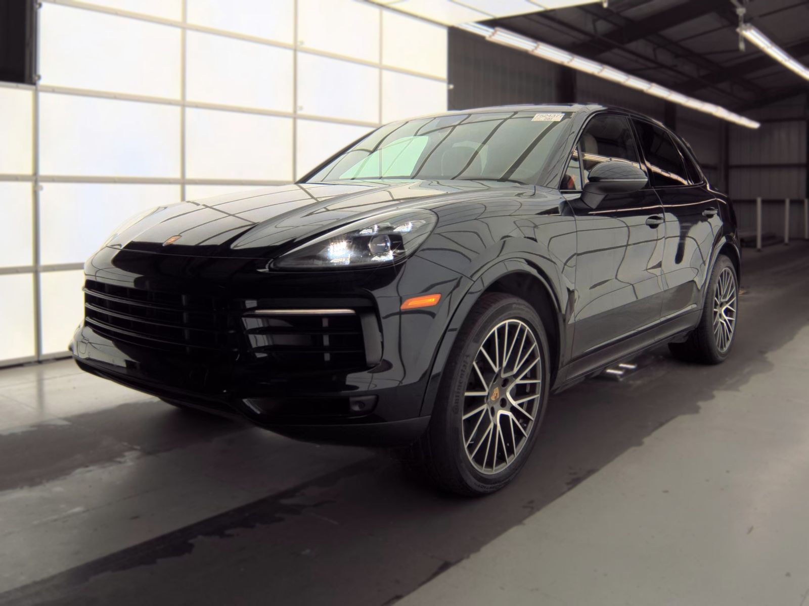 2021 PORSCHE CAYENNE Base - 1