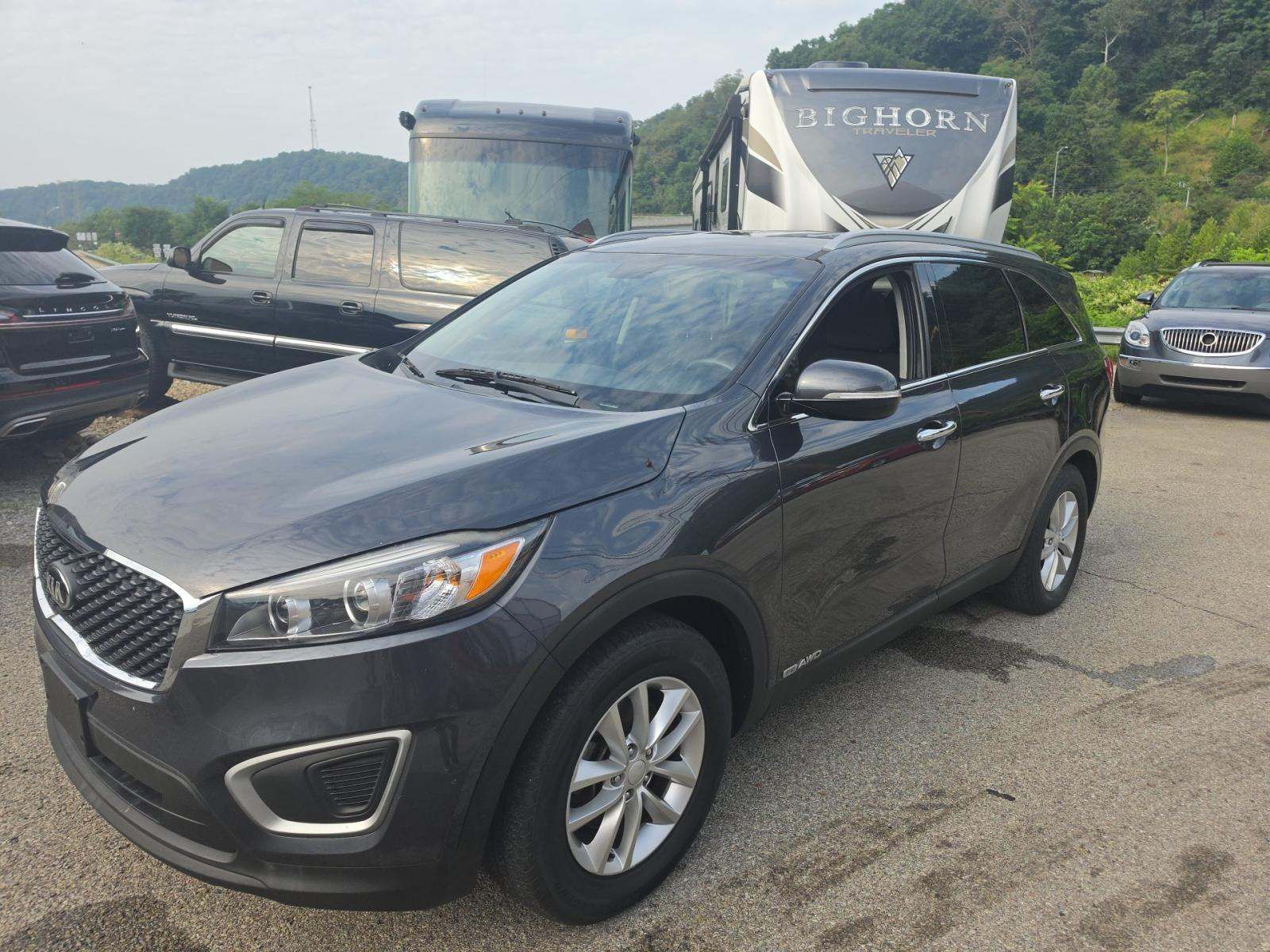 2018 KIA SORENTO LX - 1