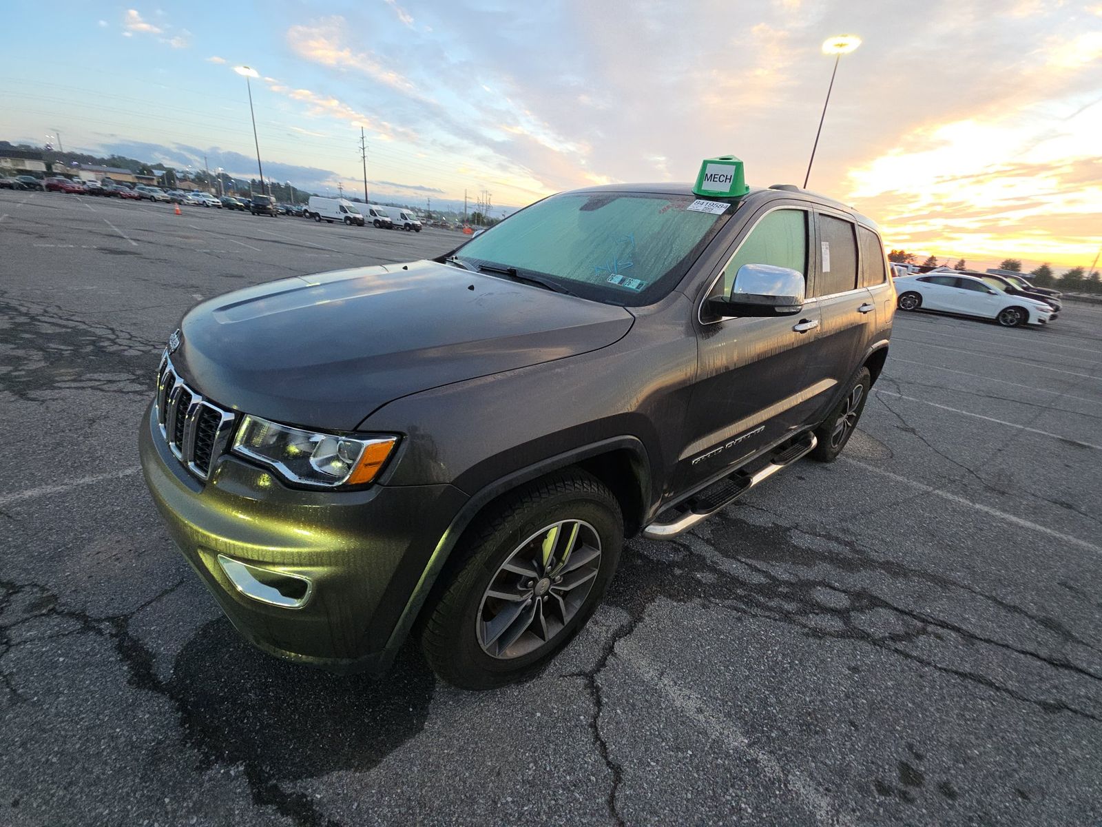 2018 JEEP GRAND CHEROKEE Limited - 1