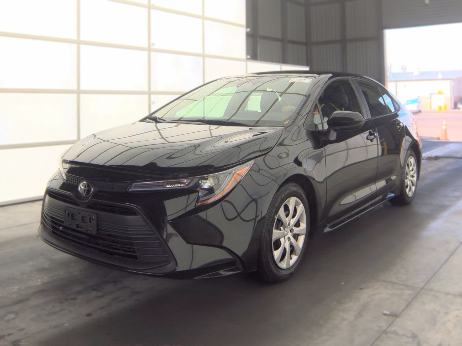 2025 TOYOTA COROLLA LE - 1