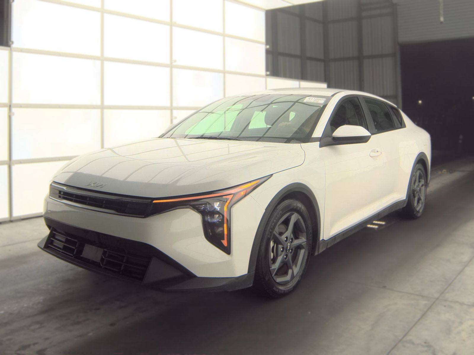 2025 KIA K4 LXS - 1