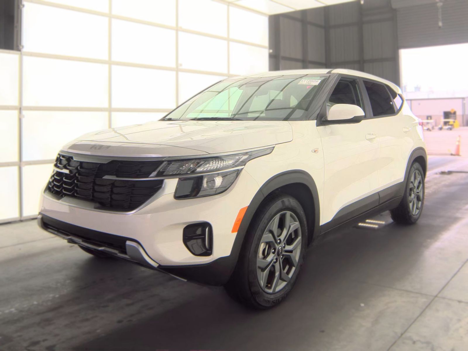 2026 KIA SELTOS LX - 1