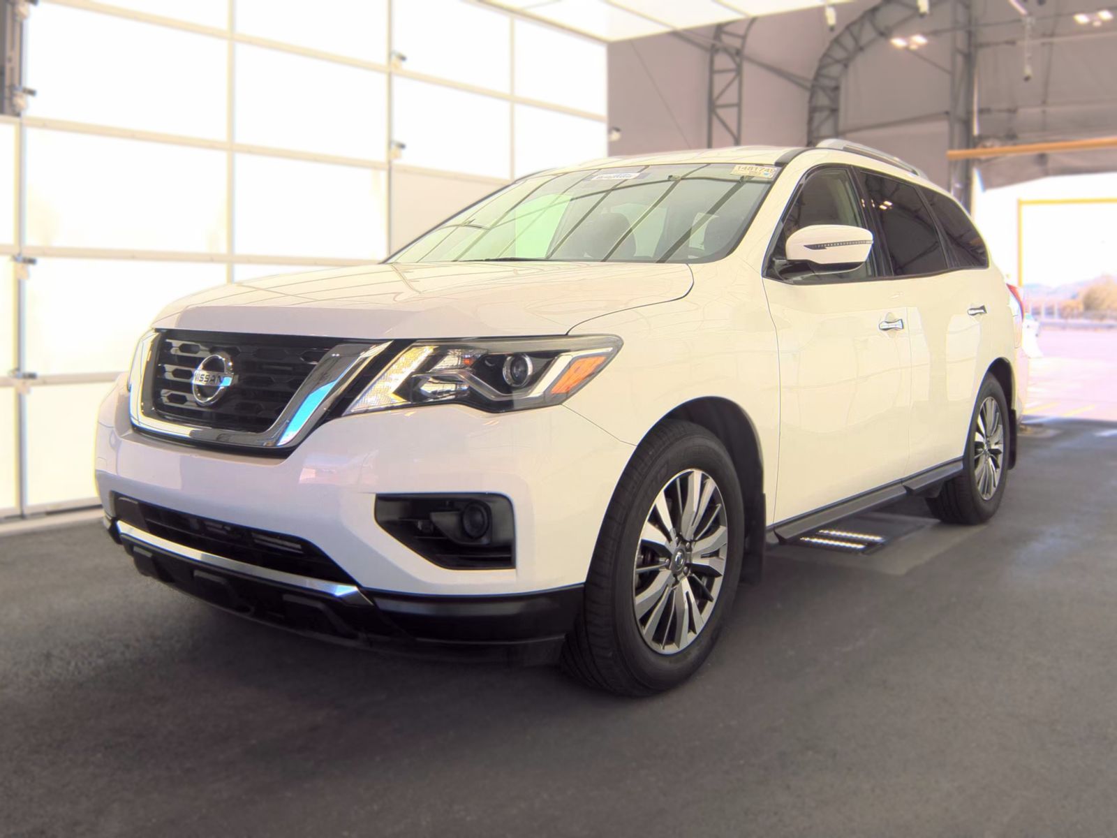 2019 NISSAN PATHFINDER S - 1
