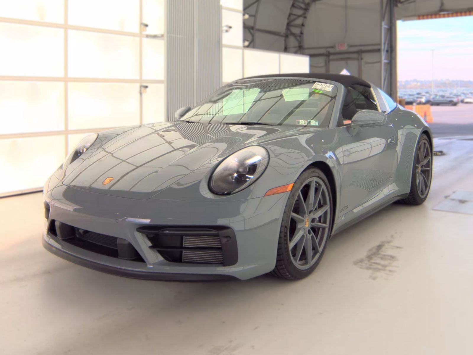 2023 PORSCHE 911 4 GTS Targa - 1