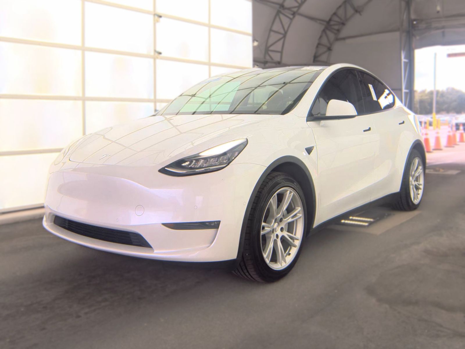 2020 TESLA MODEL Y LONG Range - 1