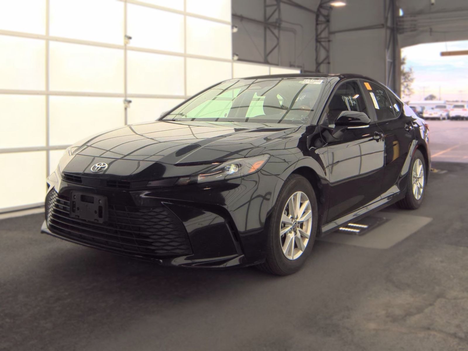 2025 TOYOTA CAMRY LE - 1