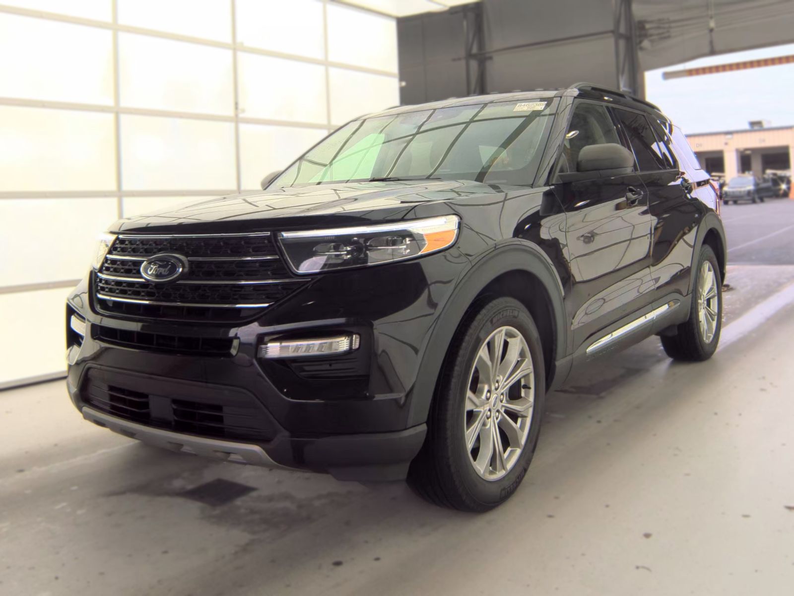 2024 FORD EXPLORER XLT - 1
