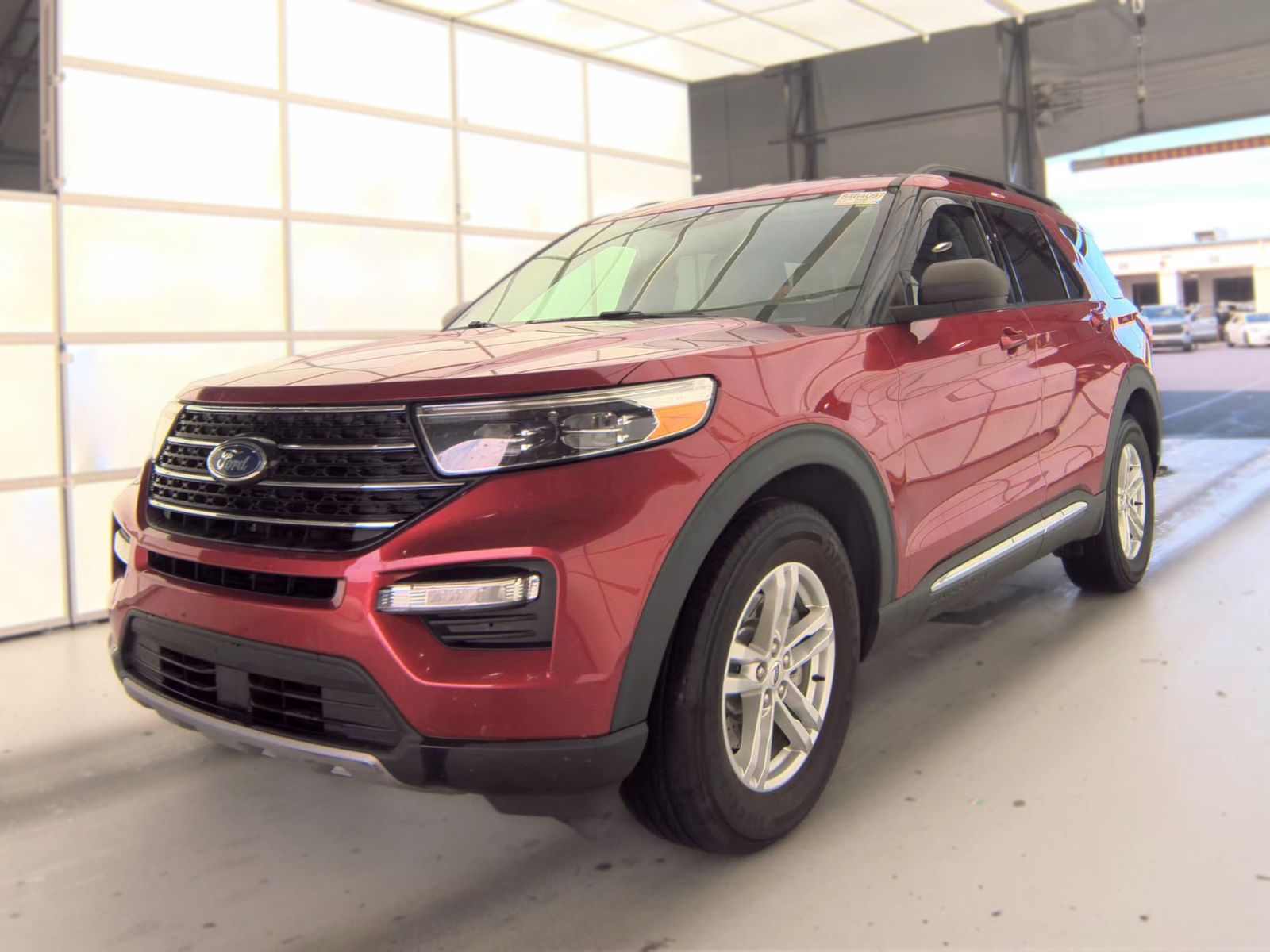 2021 FORD EXPLORER XLT - 1
