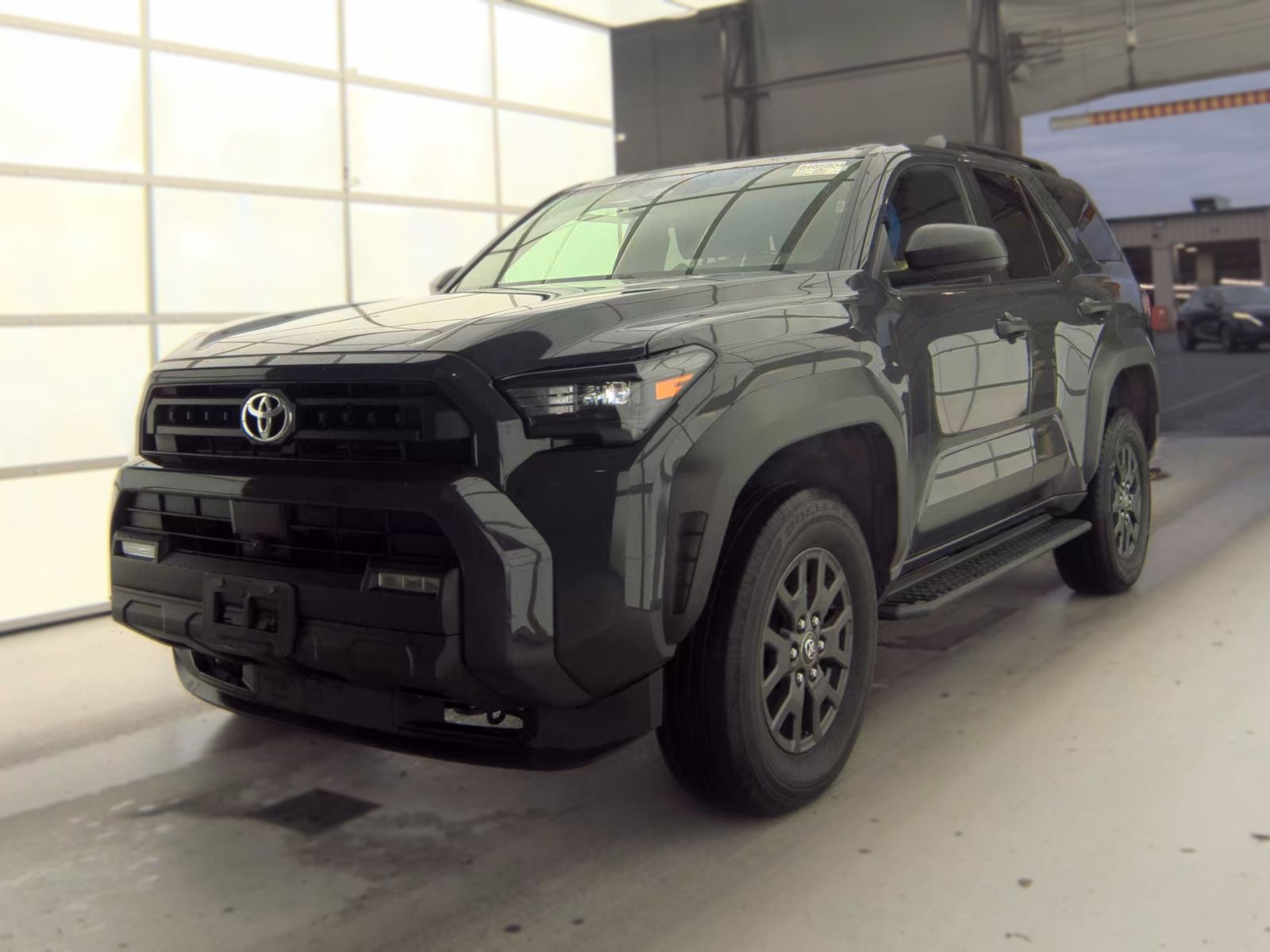2025 TOYOTA 4RUNNER SR5 - 1