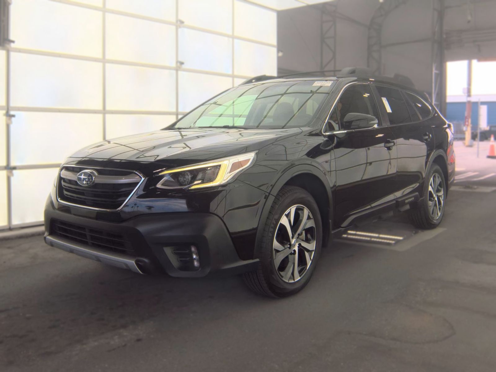 2021 SUBARU OUTBACK Limited - 1
