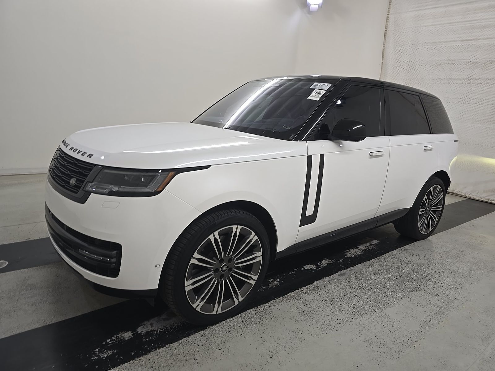 2023 LAND ROVER RANGE ROVER SE - 1