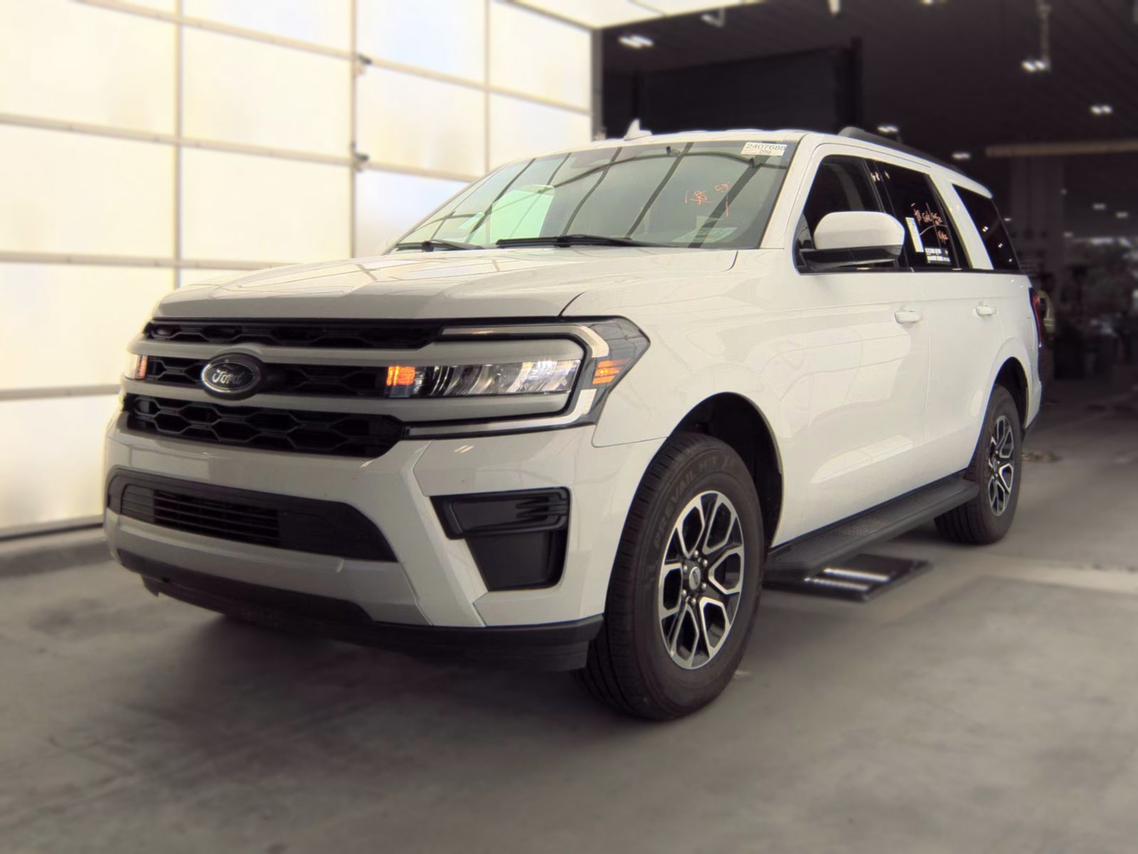 2024 FORD EXPEDITION XLT - 1