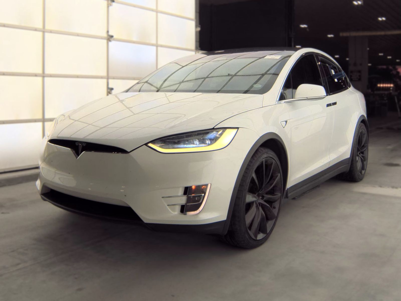 2020 TESLA MODEL X LONG RANGE Plus - 1