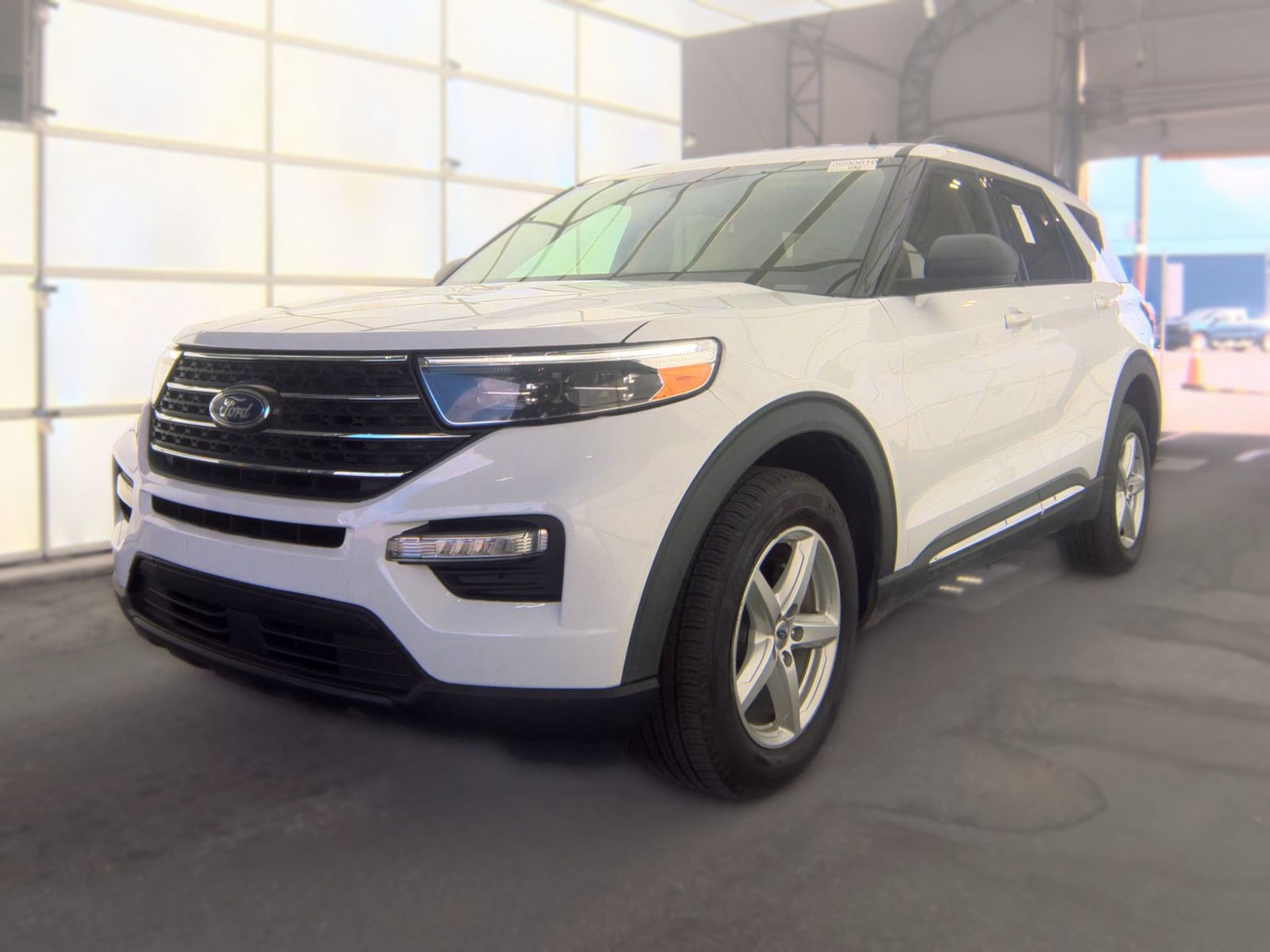 2023 FORD EXPLORER XLT - 1