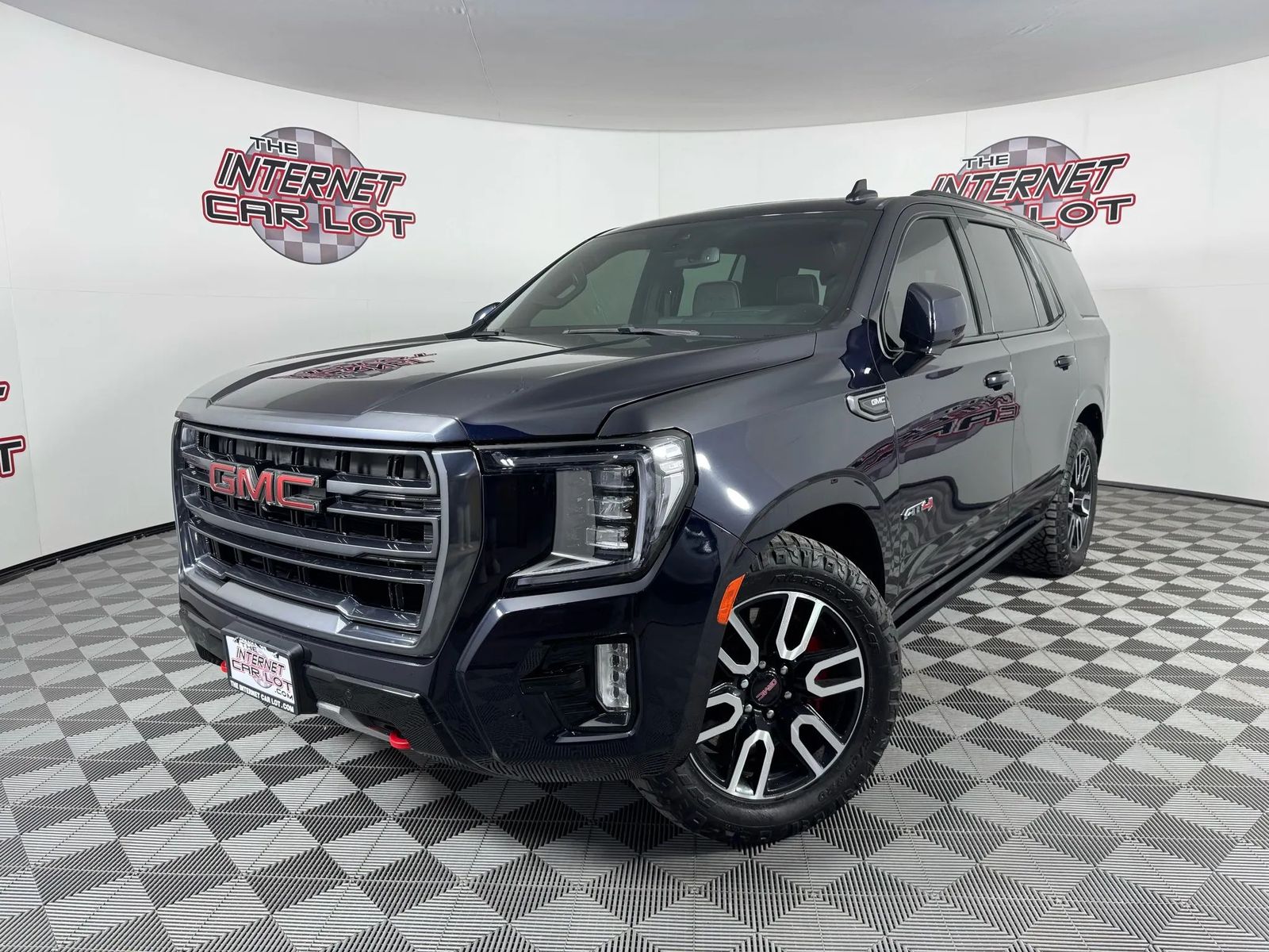 2022 GMC YUKON AT4 - 1