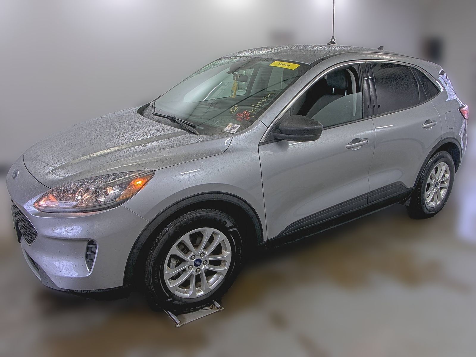 2022 FORD ESCAPE SE - 1