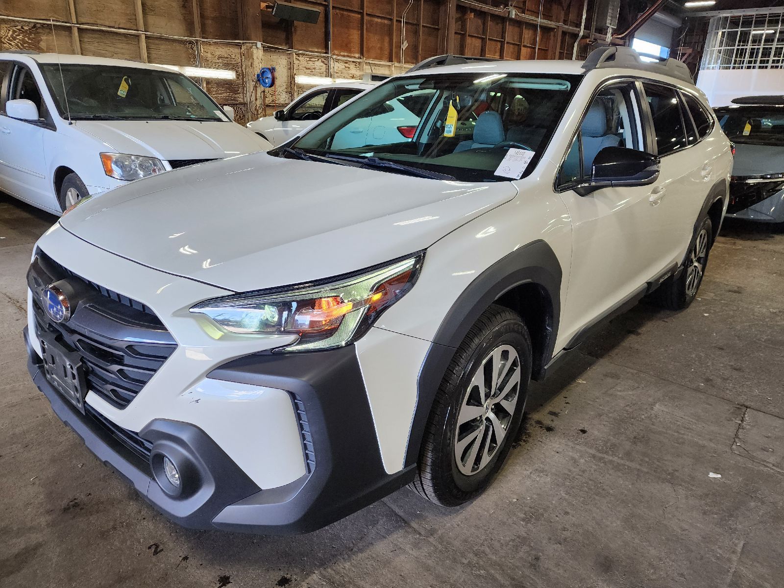 2023 SUBARU OUTBACK Premium - 1