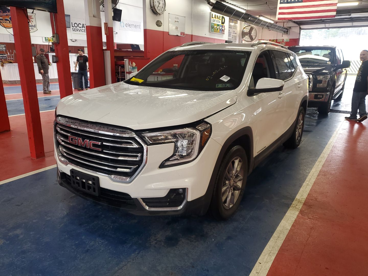 2022 GMC TERRAIN SLT - 1