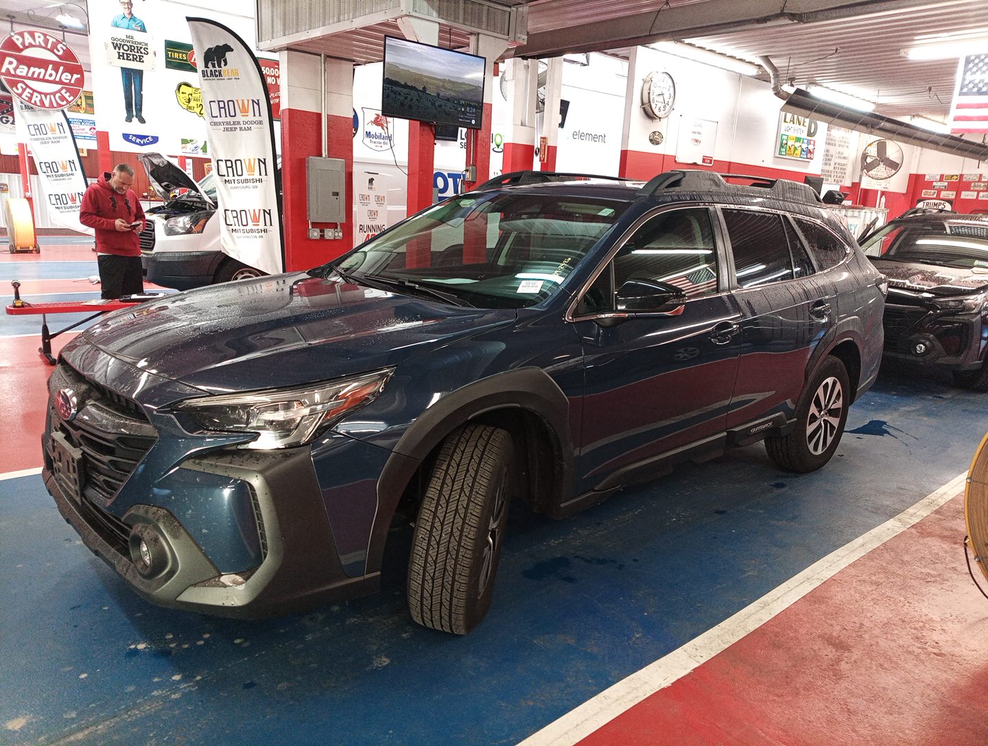 2023 SUBARU OUTBACK Premium - 1