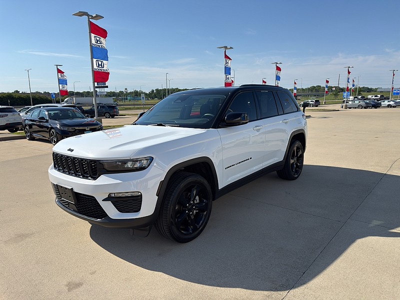2023 JEEP GRAND CHEROKEE Limited - 1