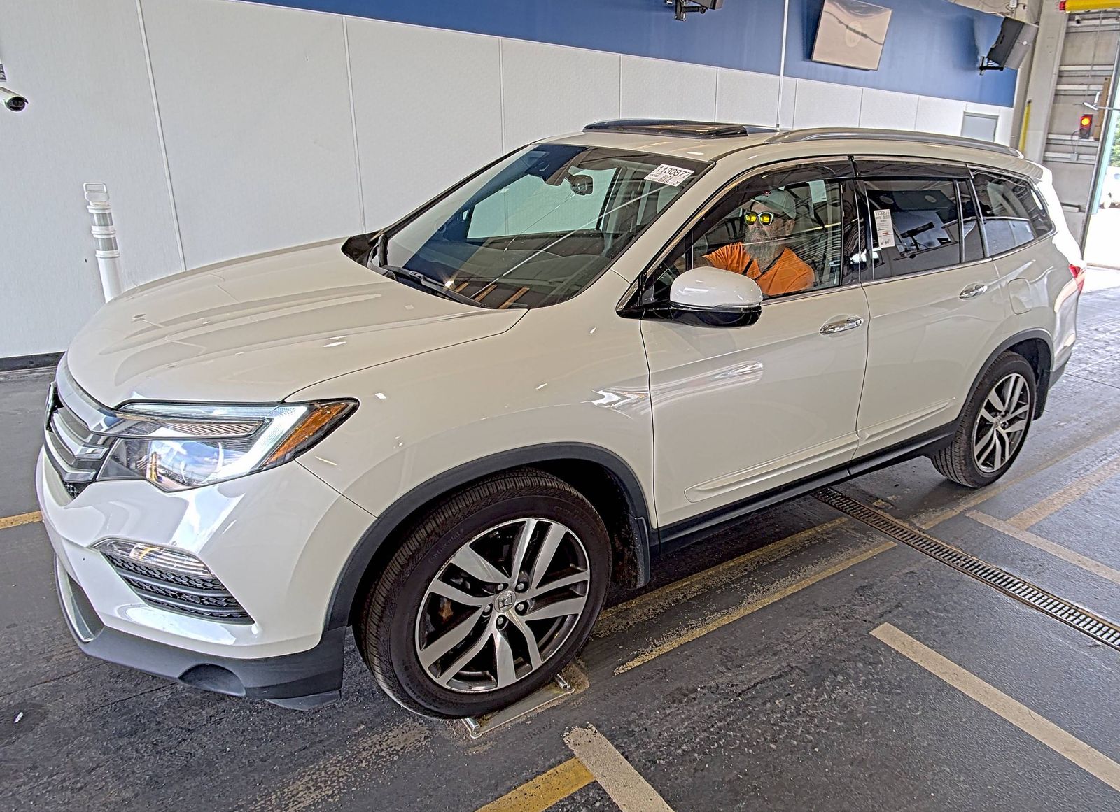 2017 HONDA PILOT Elite - 1