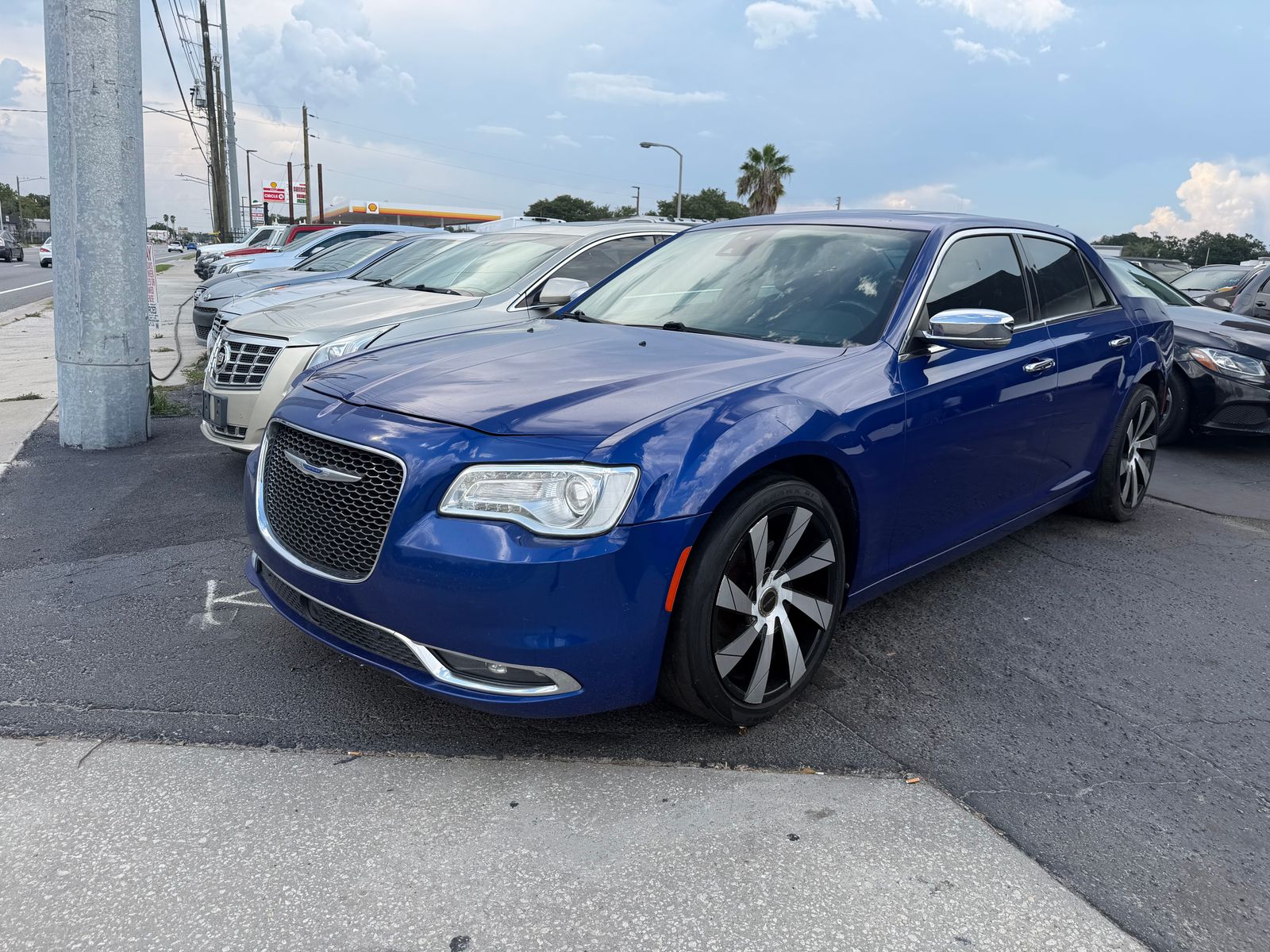 2019 CHRYSLER 300 Limited - 1