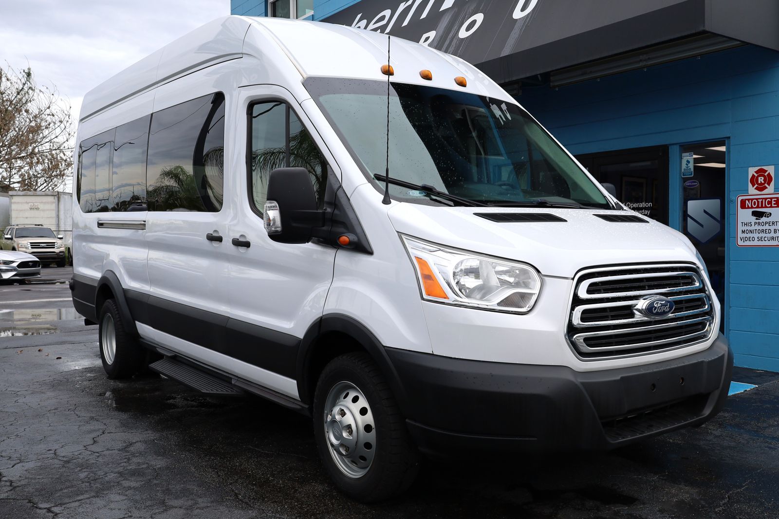 2019 FORD TRANSIT 350 HD XLT - 1