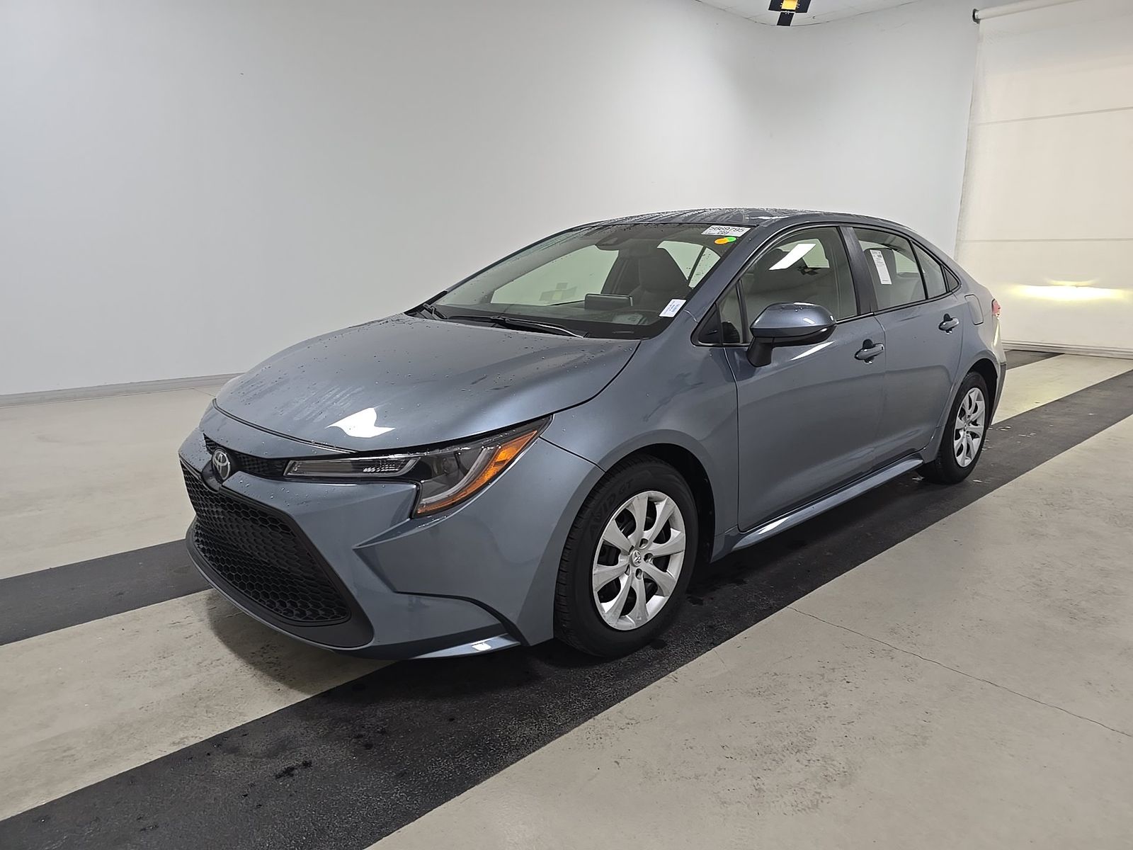 2021 TOYOTA COROLLA LE - 1