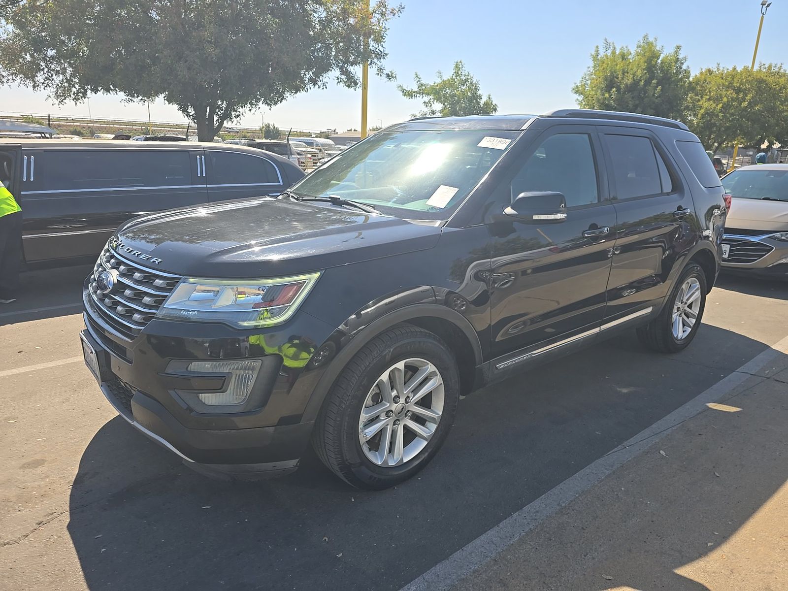 2017 FORD EXPLORER XLT - 1
