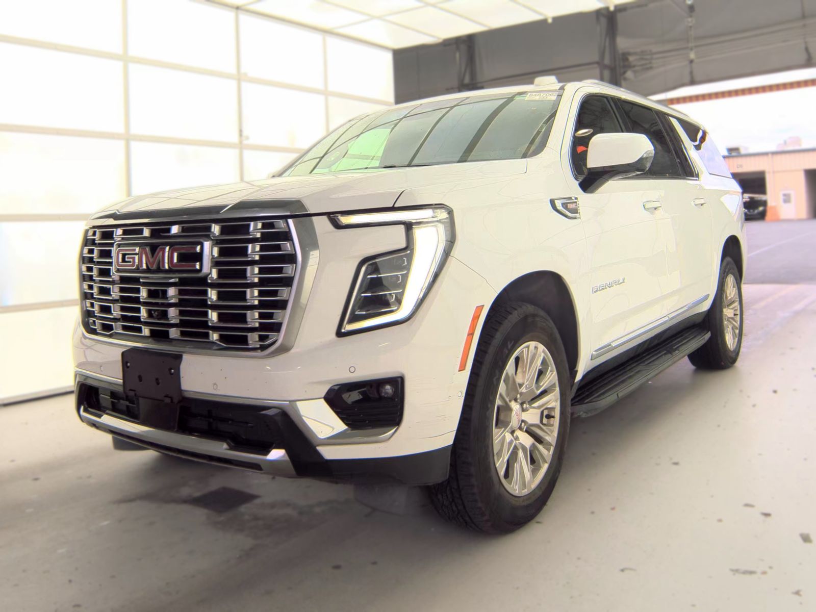 2025 GMC YUKON XL Denali - 1