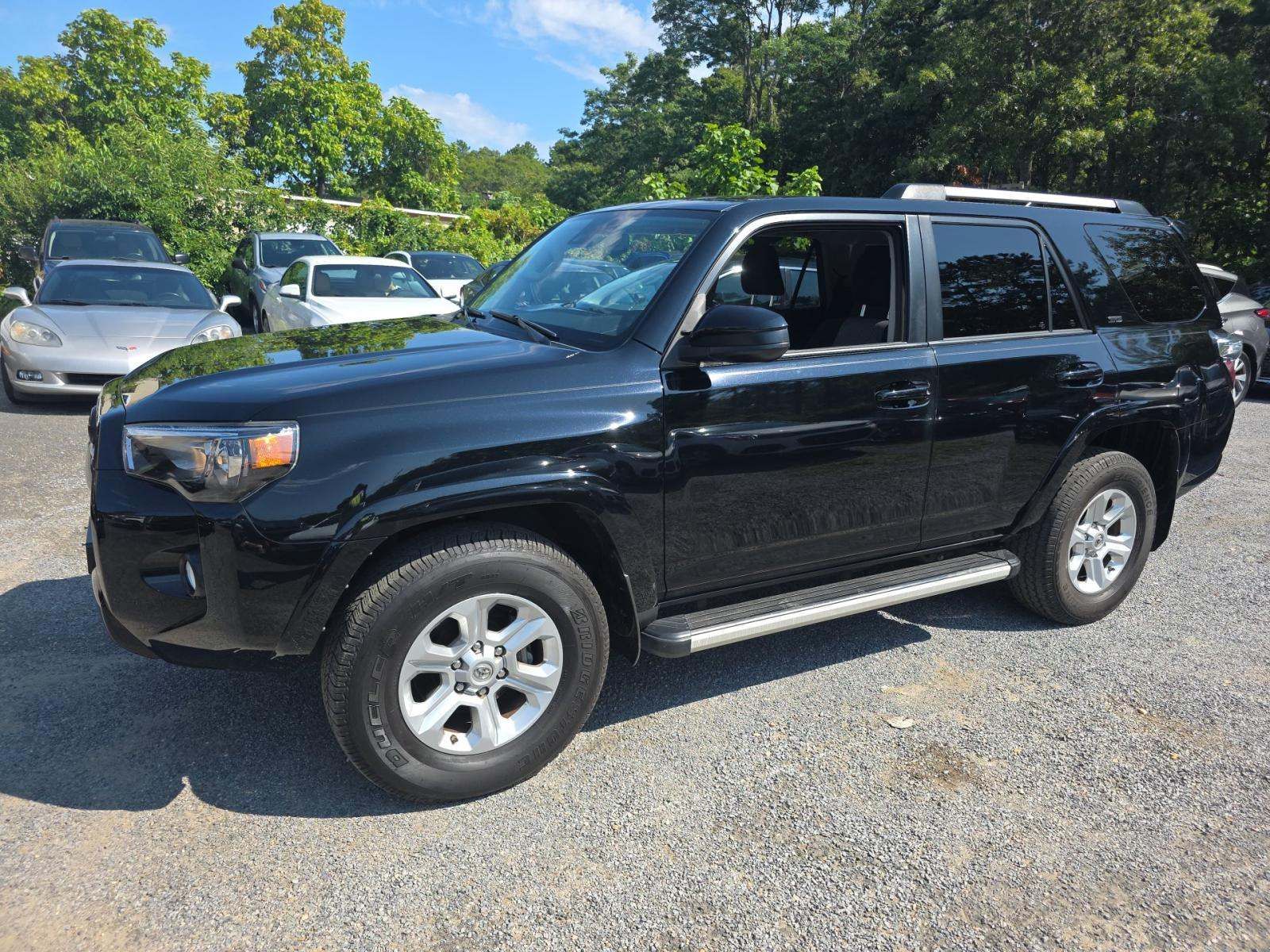 2020 TOYOTA 4RUNNER SR5 - 1