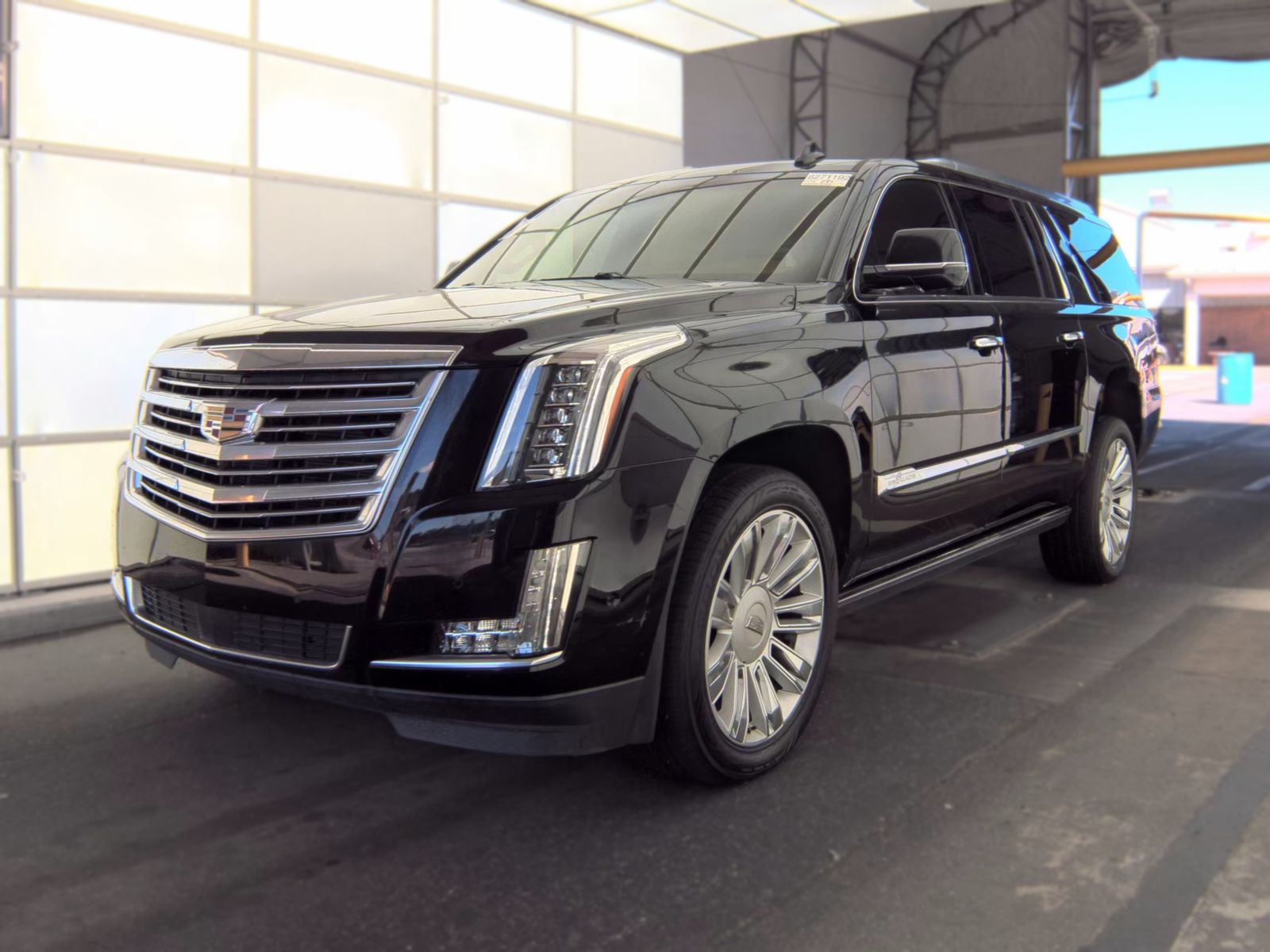 2017 CADILLAC ESCALADE ESV Platinum - 1