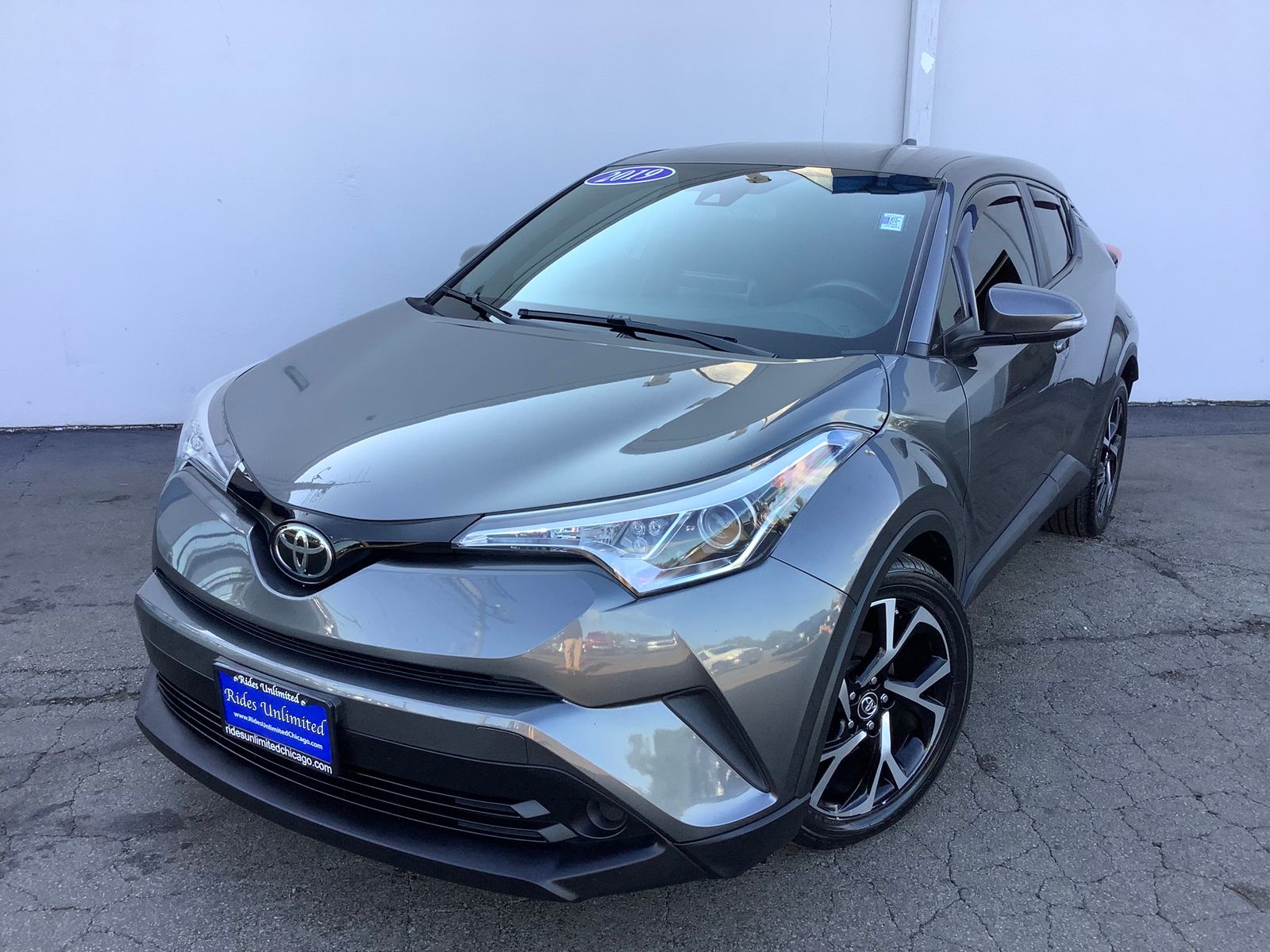 2019 TOYOTA C-HR XLE - 1