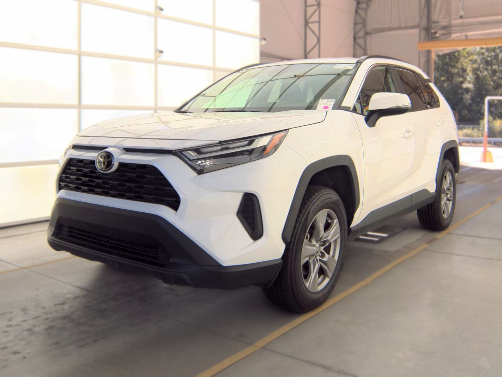 2025 TOYOTA RAV4 XLE - 1