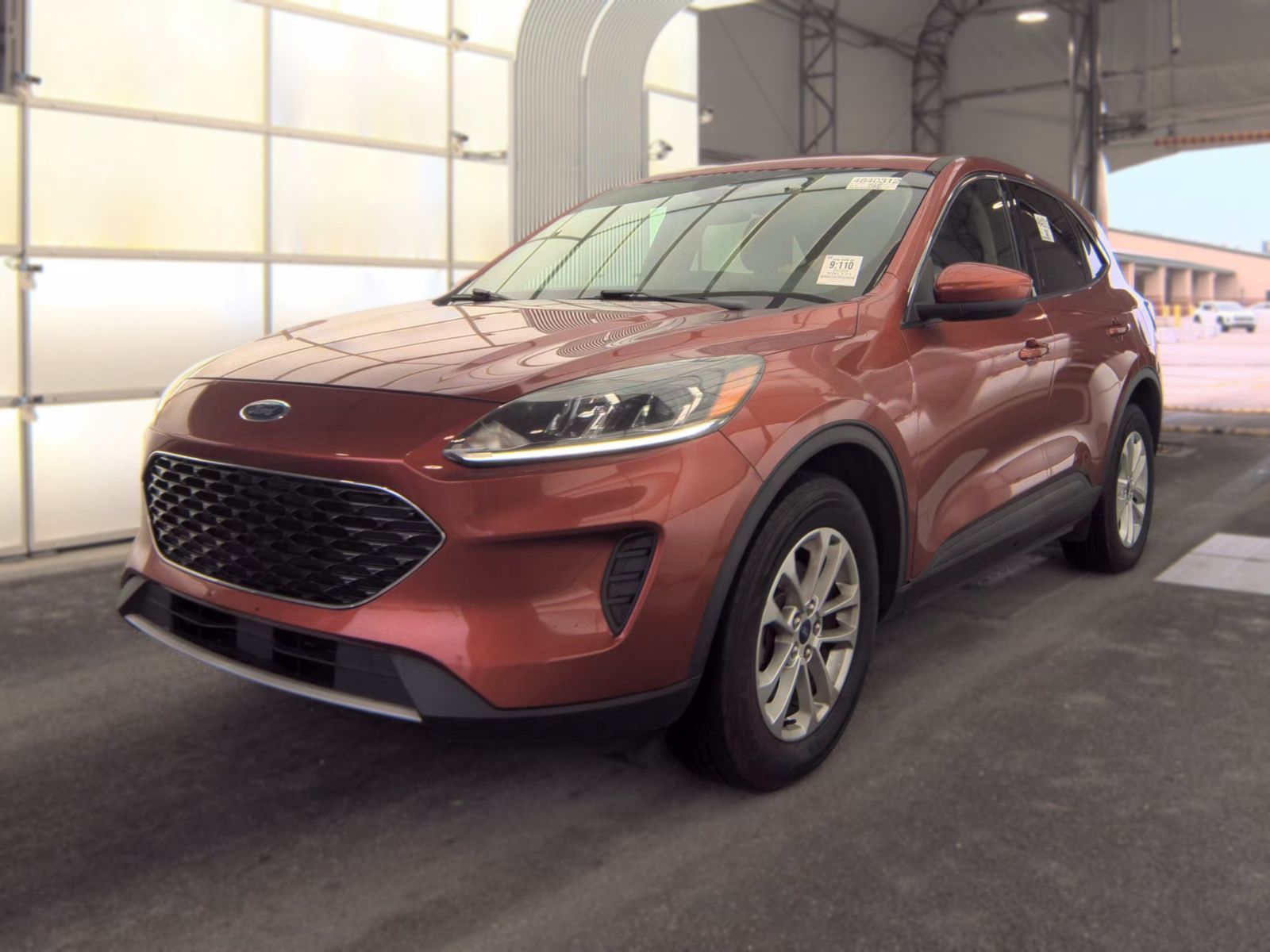 2020 FORD ESCAPE SE - 1