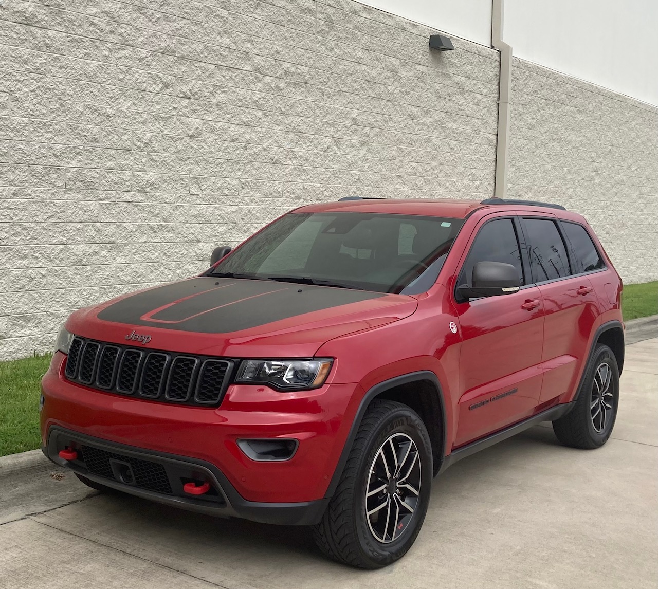 2019 JEEP GRAND CHEROKEE Trailhawk - 1