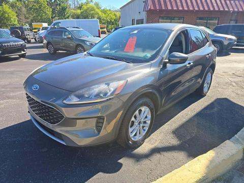 2020 FORD ESCAPE SE - 1