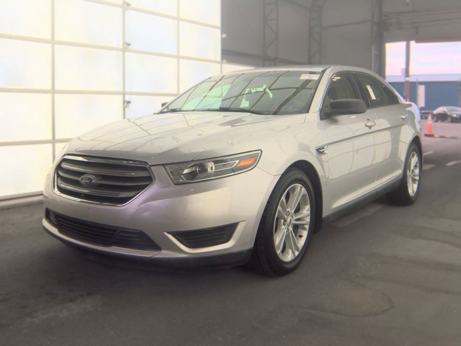 2017 FORD TAURUS SE - 1