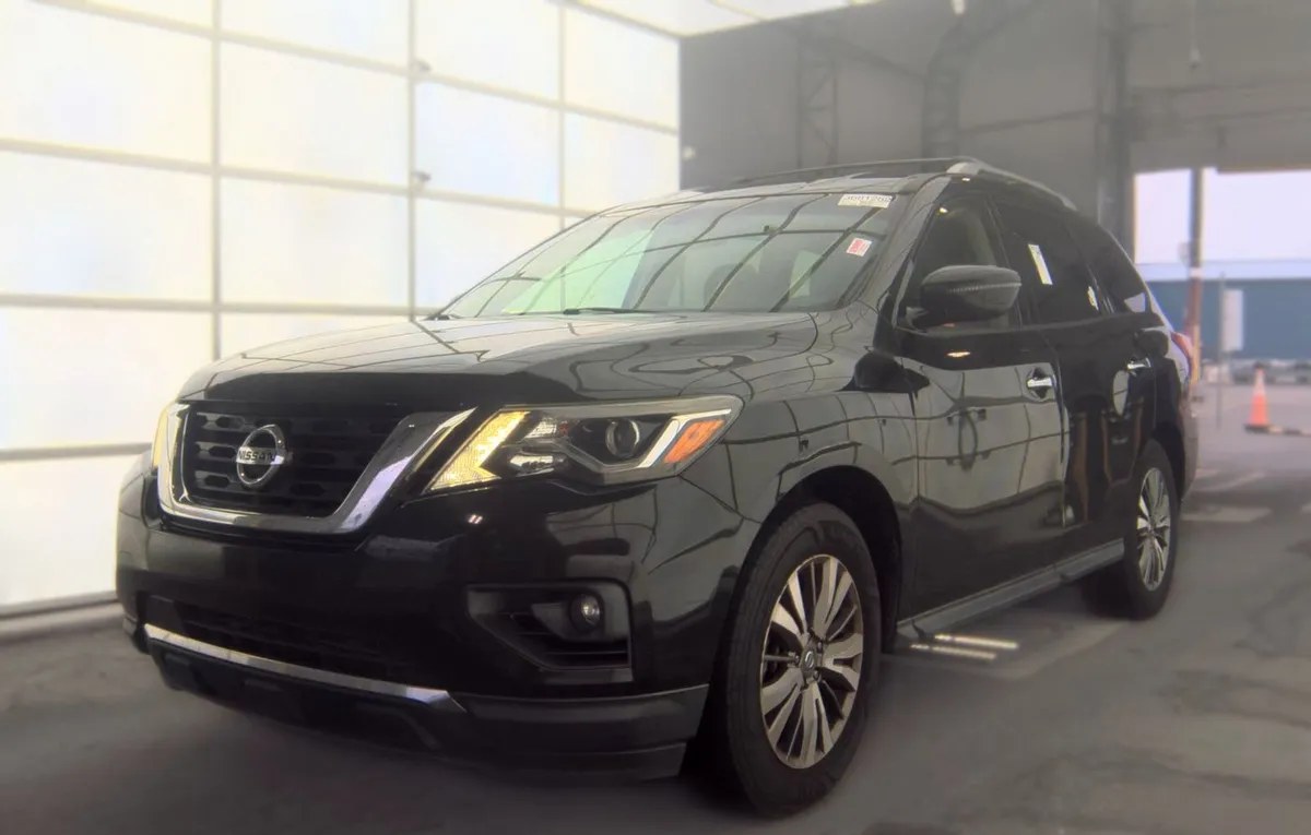 2018 NISSAN PATHFINDER SV - 1