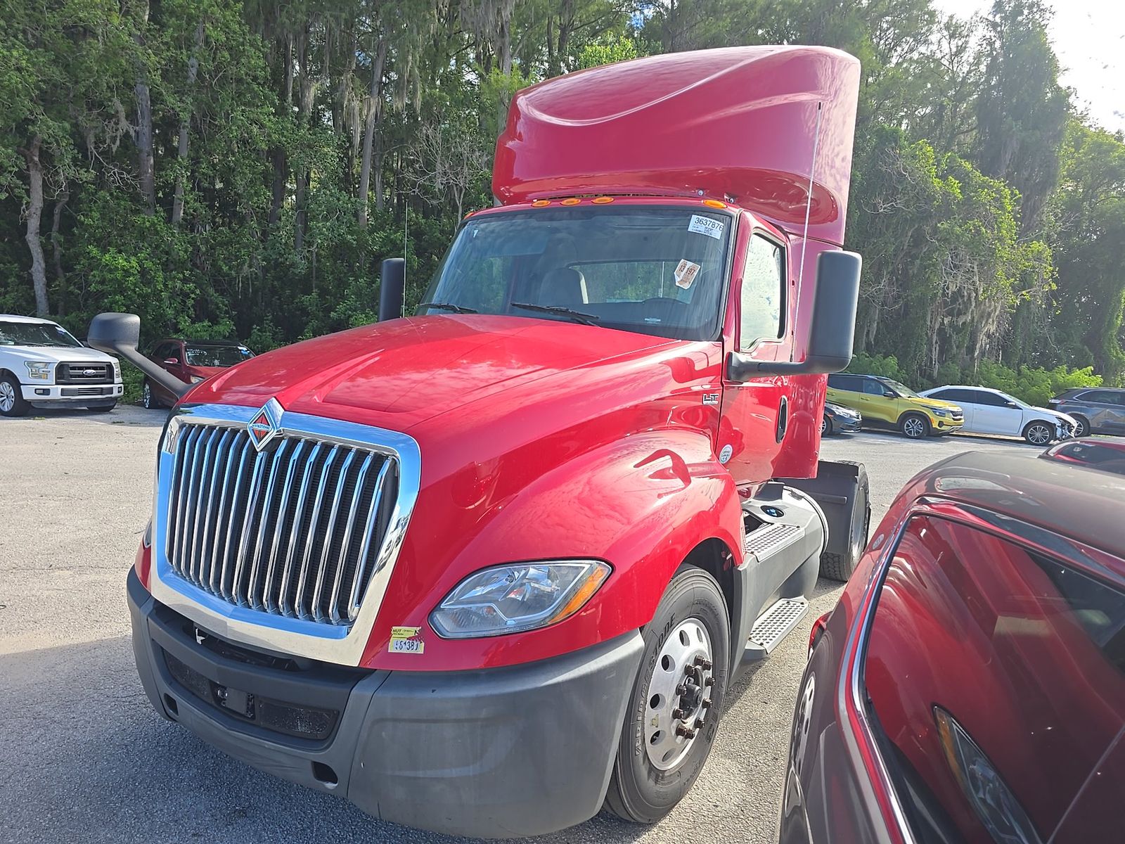 2019 INTERNATIONAL LT625 Base - 1