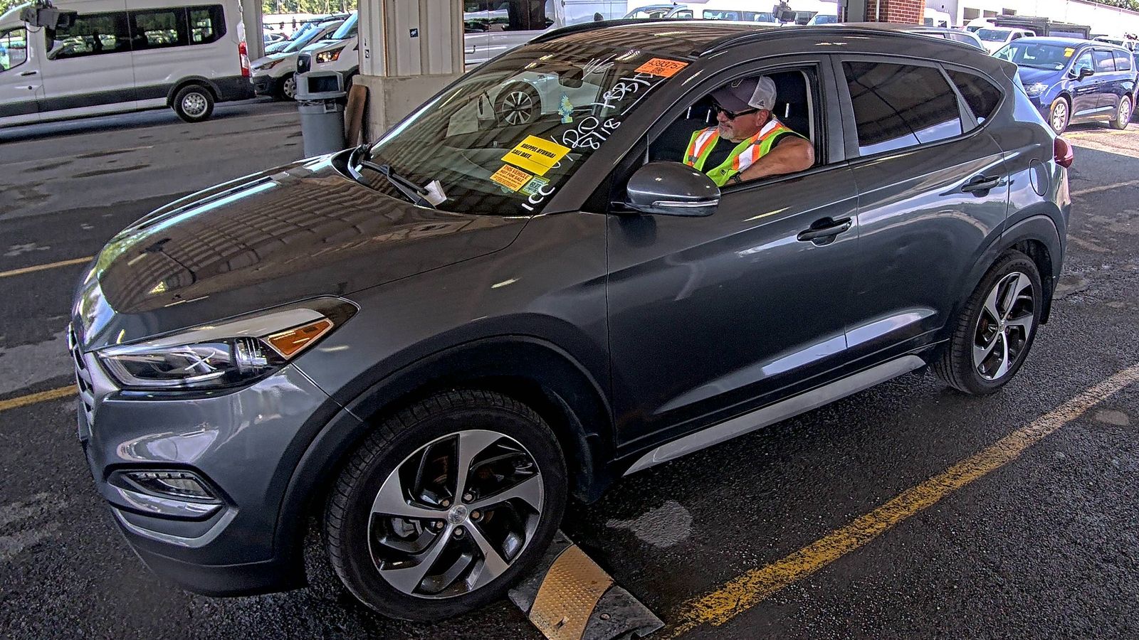 2017 HYUNDAI TUCSON Value - 1