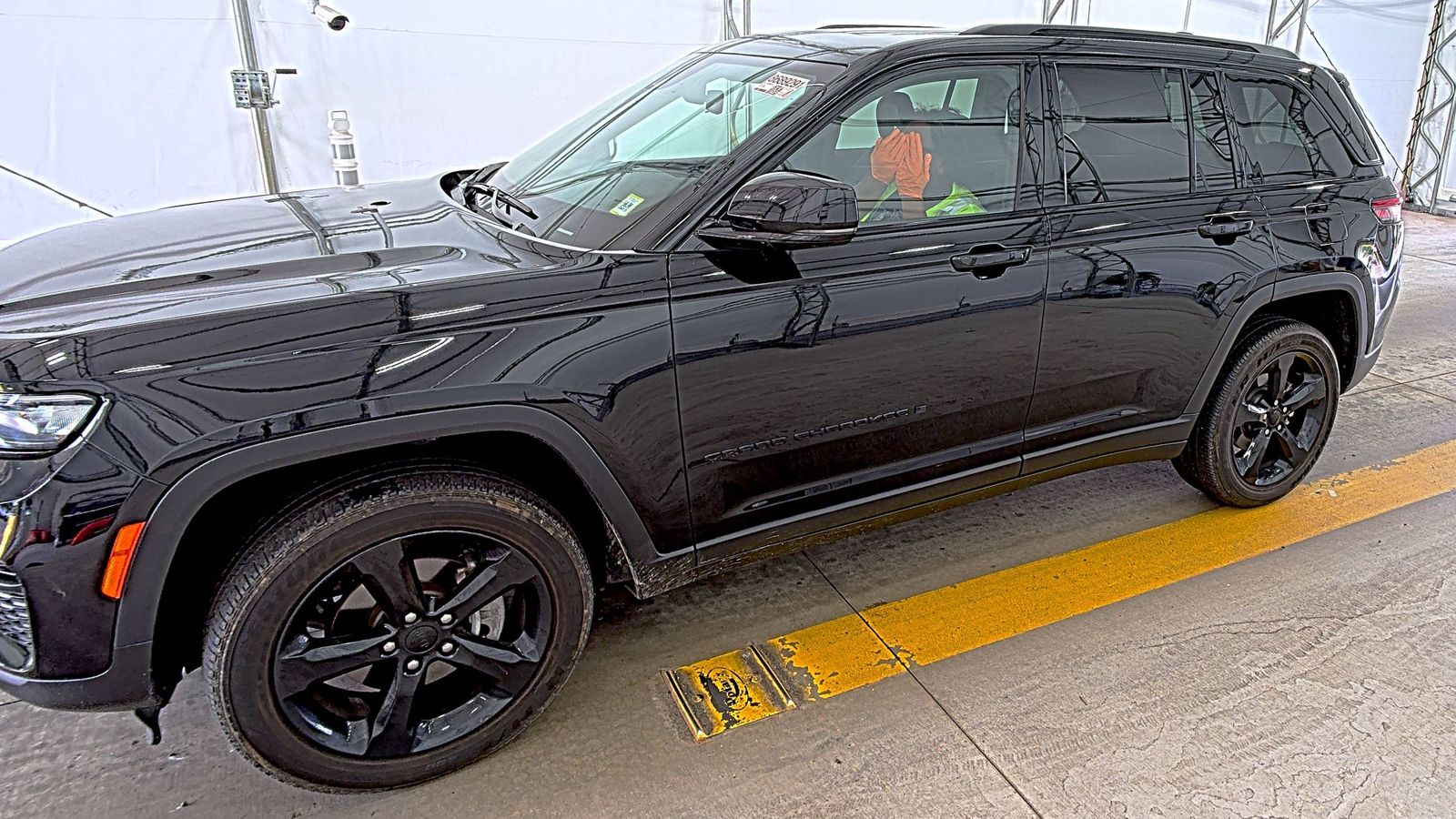 2023 JEEP GRAND CHEROKEE Altitude - 1