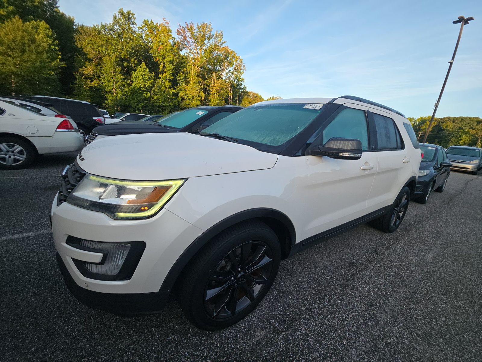 2017 FORD EXPLORER XLT - 1