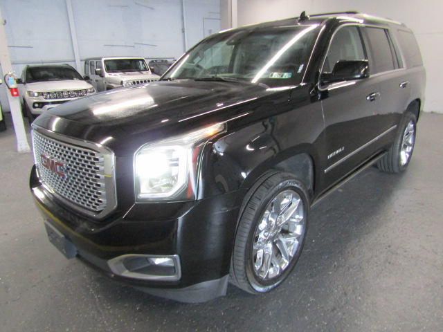 2017 GMC YUKON Denali - 1